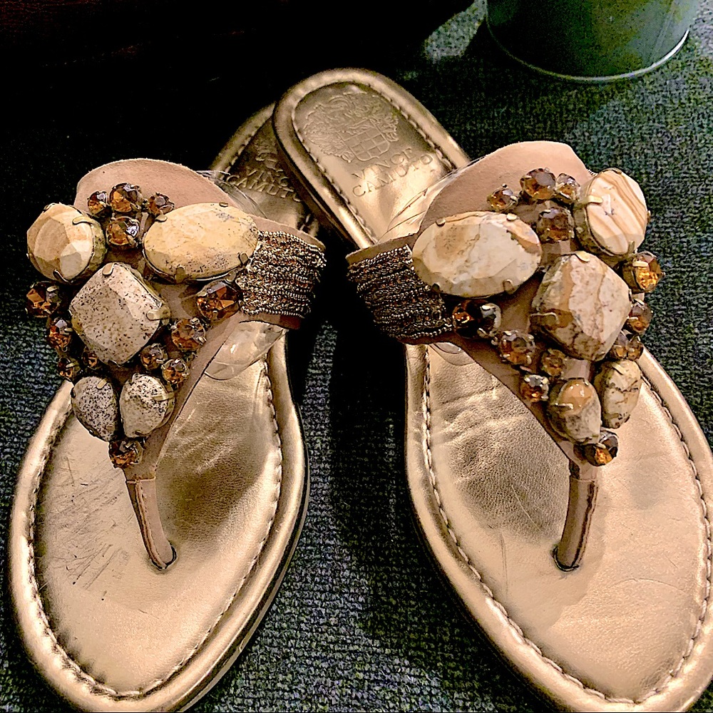 VINCE CAMUTO/Gold Sandals w Earth-tone Gems/ NWOT